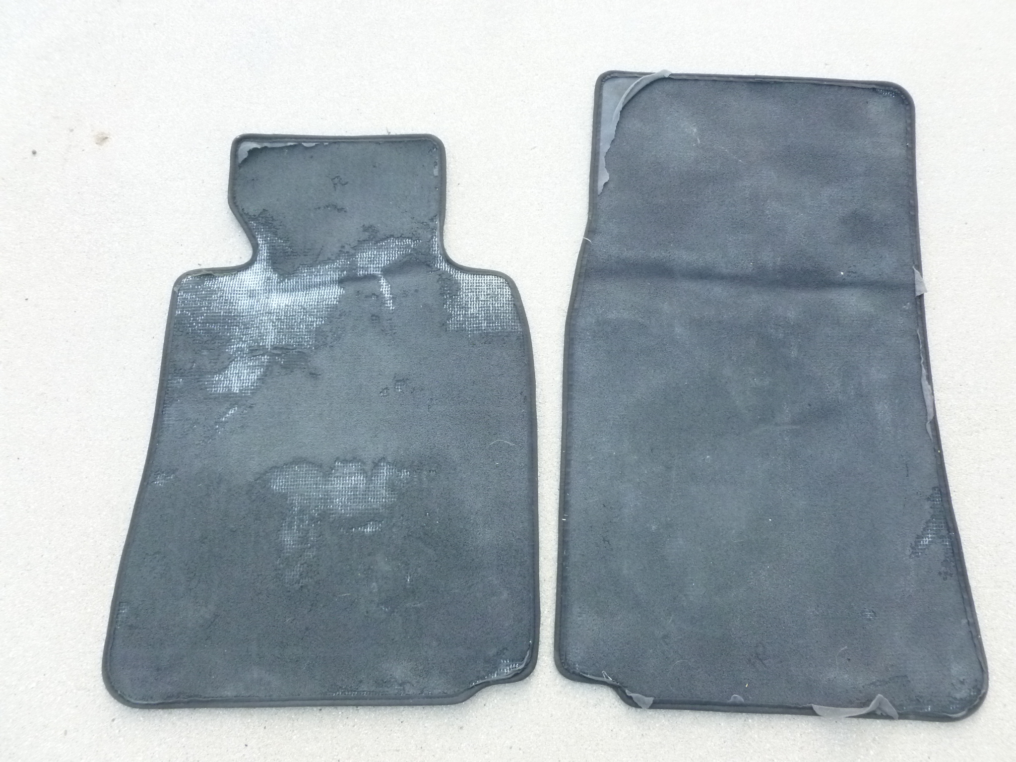 1997 Bmw 528i E39 Front Floor Mats 82111469570 Hermes Auto Parts