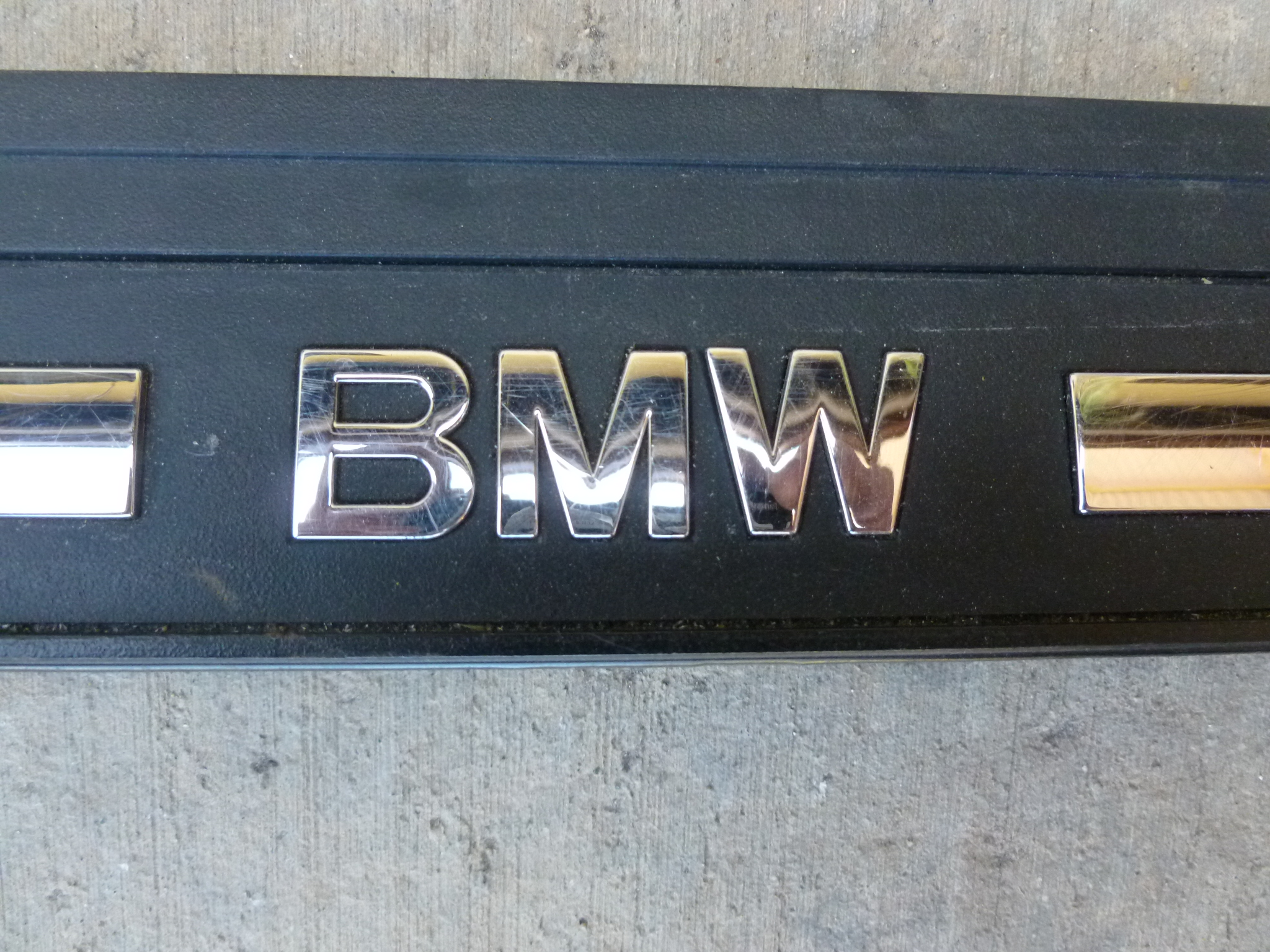 1997 BMW 528i E39 - Front Outer Door Entrance Trim Cover, Left ...