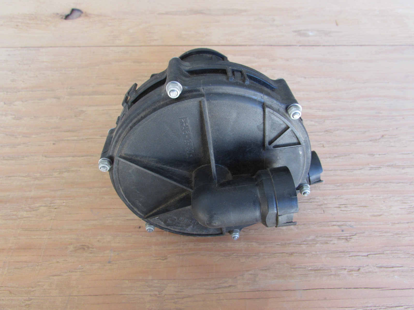 Pompe D'injection D'air Secondaire Pour Audi A4 A6 VW Golf