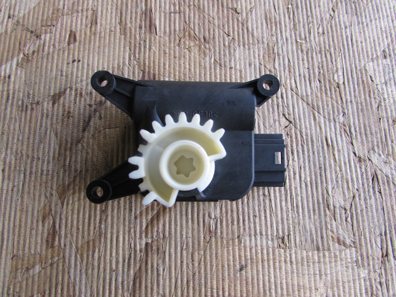 HVAC Heater Blend Door Actuator Replacement For Jeep Compass 2007-2012 - Part #68000470AA - View #6