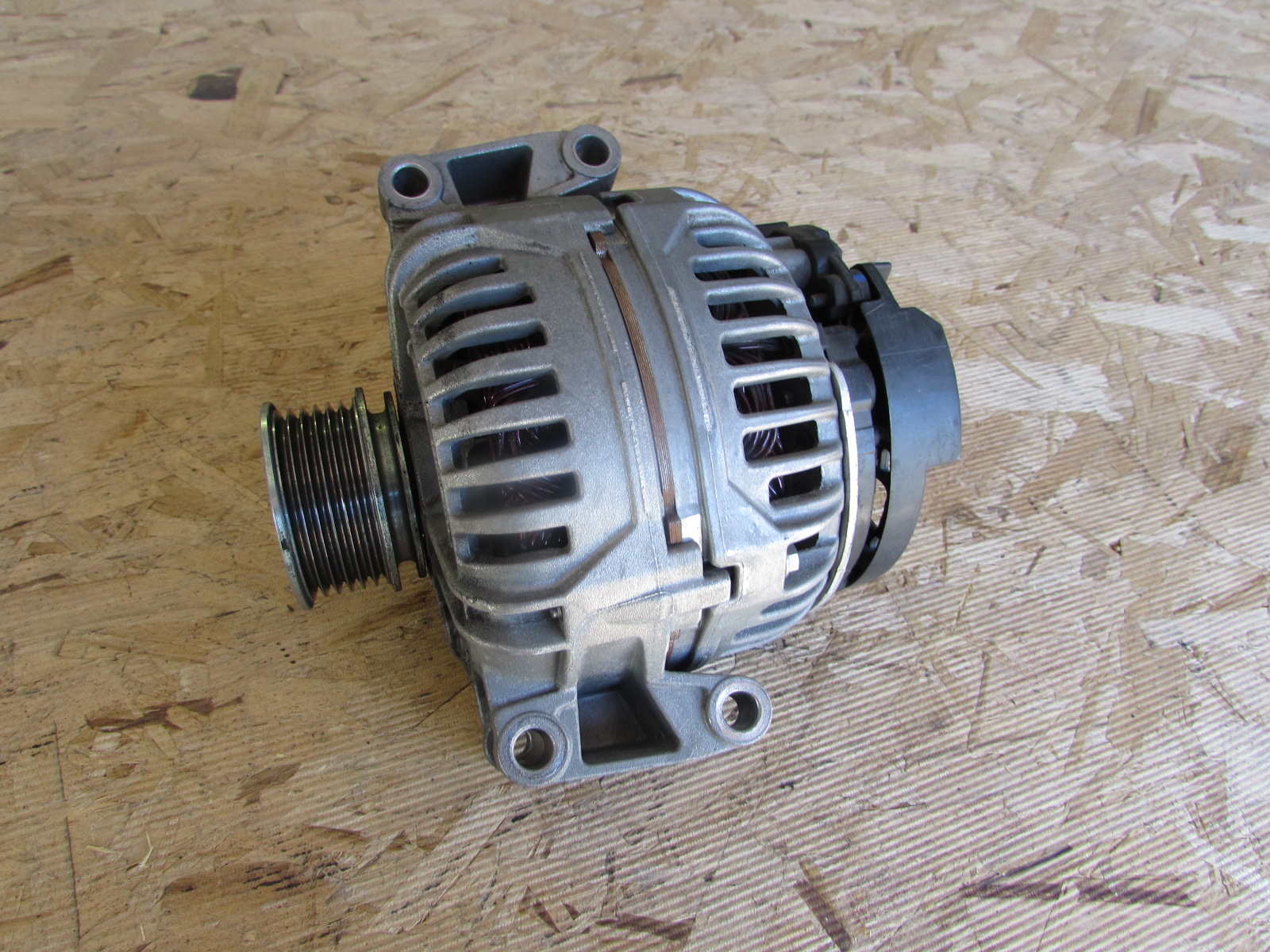 Audi Tt Mk2 8j Oem Alternator 14v 140a Bosch 06b903016ab A3 Vw