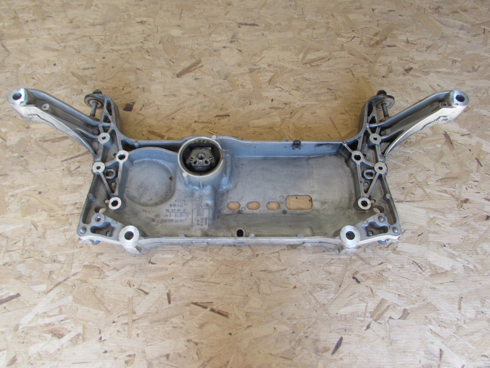 Audi TT Mk2 8J OEM Front Subframe Axle Carrier Crossmember Support ...