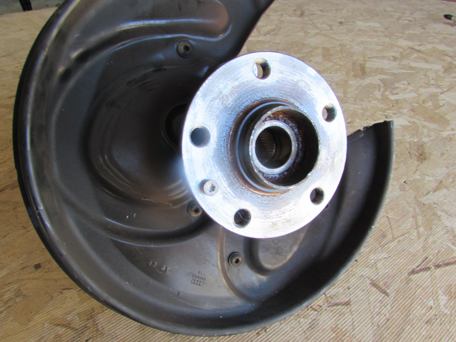 Audi TT Mk2 8J OEM Rear Knuckle Spindle Hub Wheel Bearing, Right ...