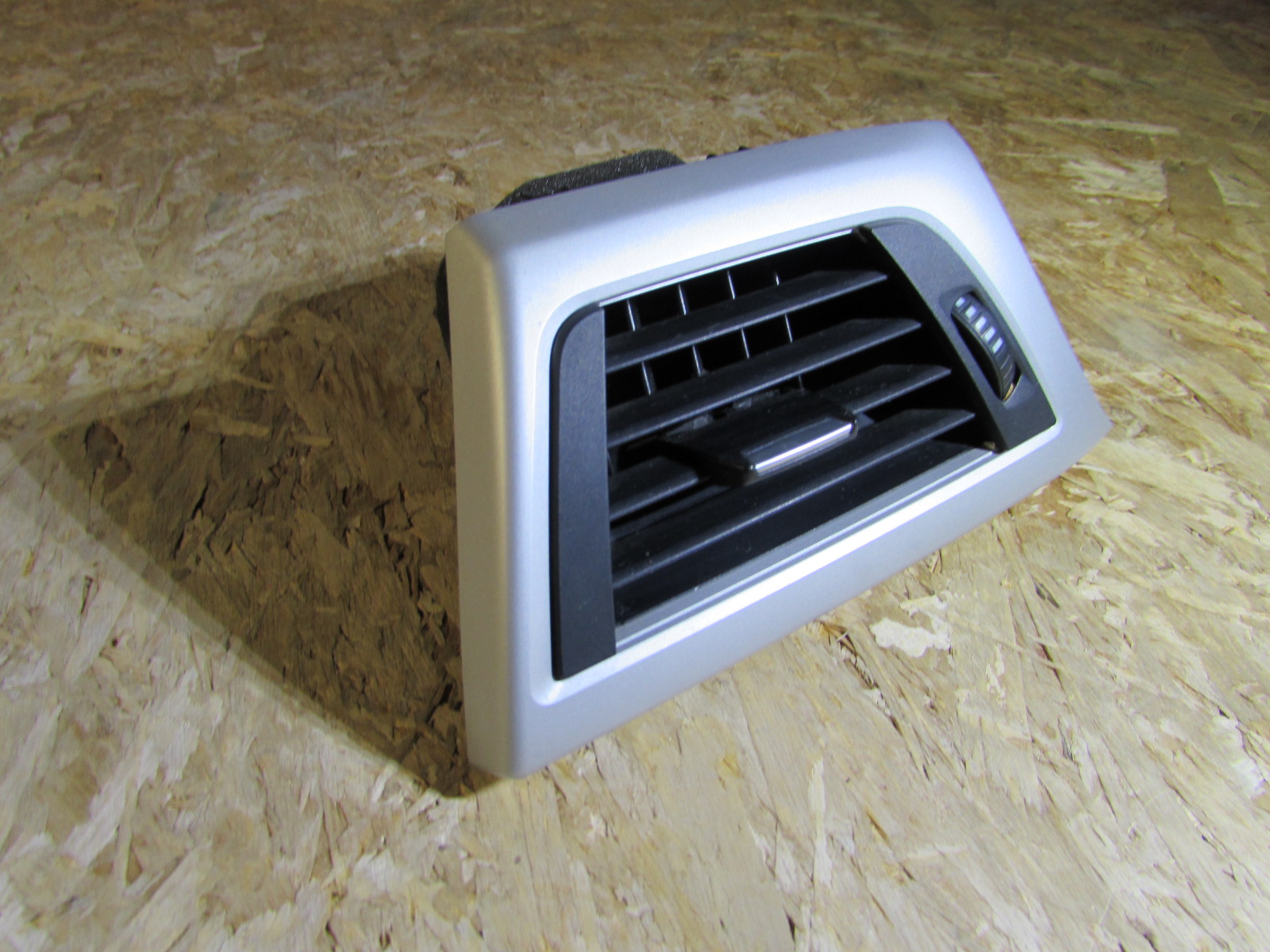 BMW Dash Vent w/ Cover Finisher Trim Panel Satin Silver, Left N 様専用30系プリウス！オリジナル中間ストレートマフラー！爆音！