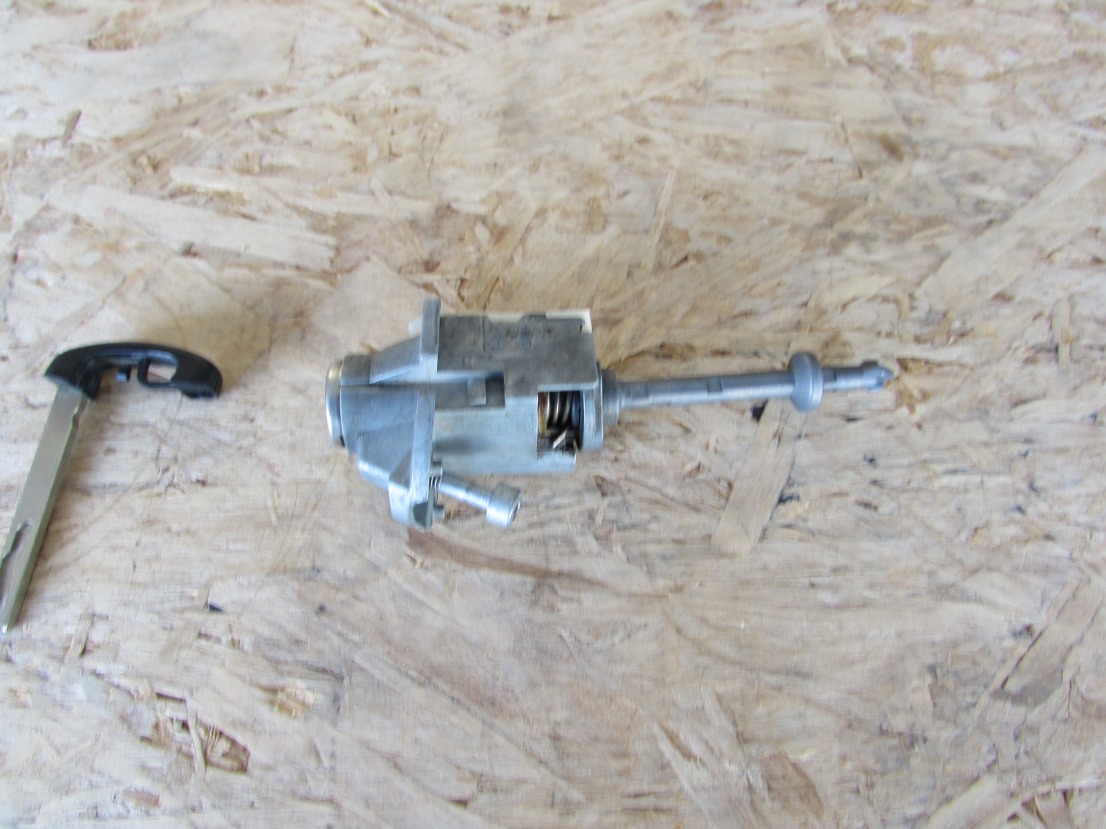 Kit De Reparación De Cilindro De Cerradura Puerta Delantero Izquierdo Para BMW X3 F30 F31 - Referencia 51217310733