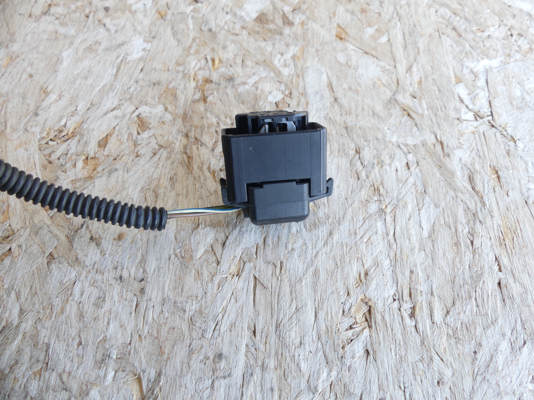 Rear Air Suspension Ride Height Level Sensor Connector for AccuAir E-Level AAROT120 - 34 Rear Air Suspension Ride Height Level Sensor Connector for AccuAir E-Level AAROT120 - 34