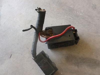 1998 Ford expedition power distribution box #7