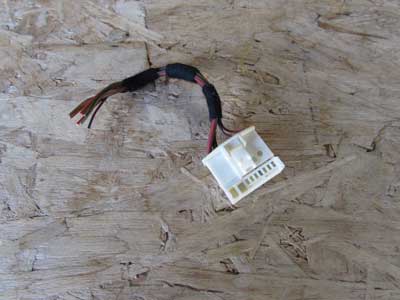 BMW White Connector w/ Pigtail 6901660 - Hermes Auto Parts